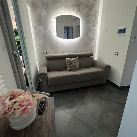 Casa Di Vincenzo Bed & Breakfast 3*